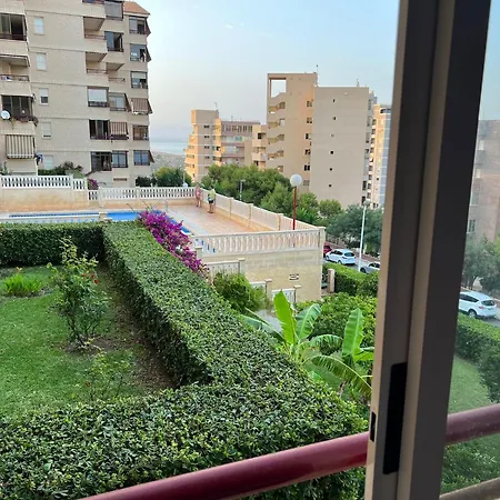 En La Playa Arenales Del Sol, Alicante Apartment